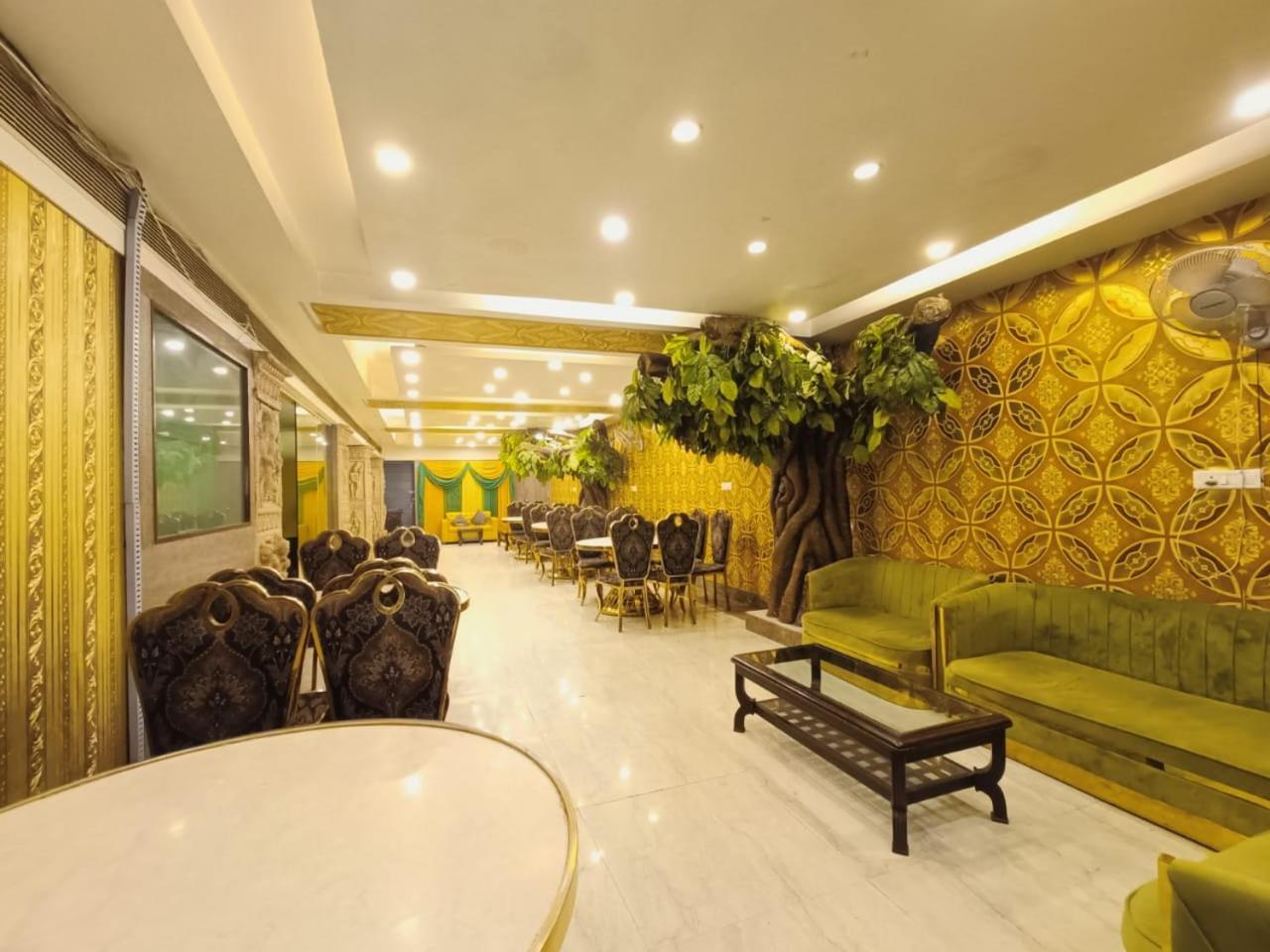 Hotel Waterfall Paschim Vihar Delhi Eksteriør bilde